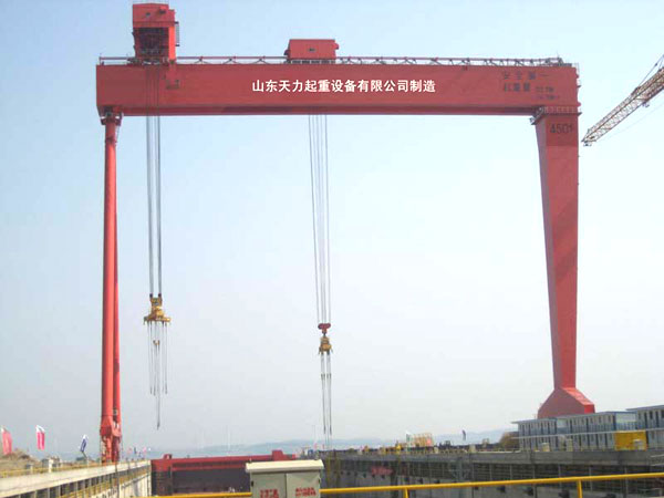 MU型造船門式起重機(jī)